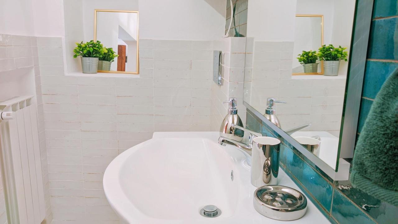 Trevi President'S Apartment Rome Bagian luar foto